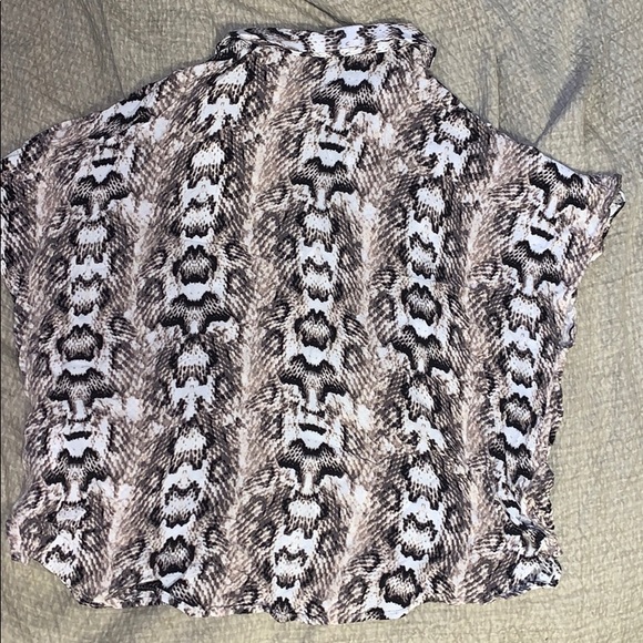 Snake print button up - Picture 3 of 3
